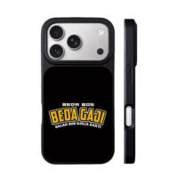 Beda Bos Beda Gaji Indonesian work meme text Phone Case